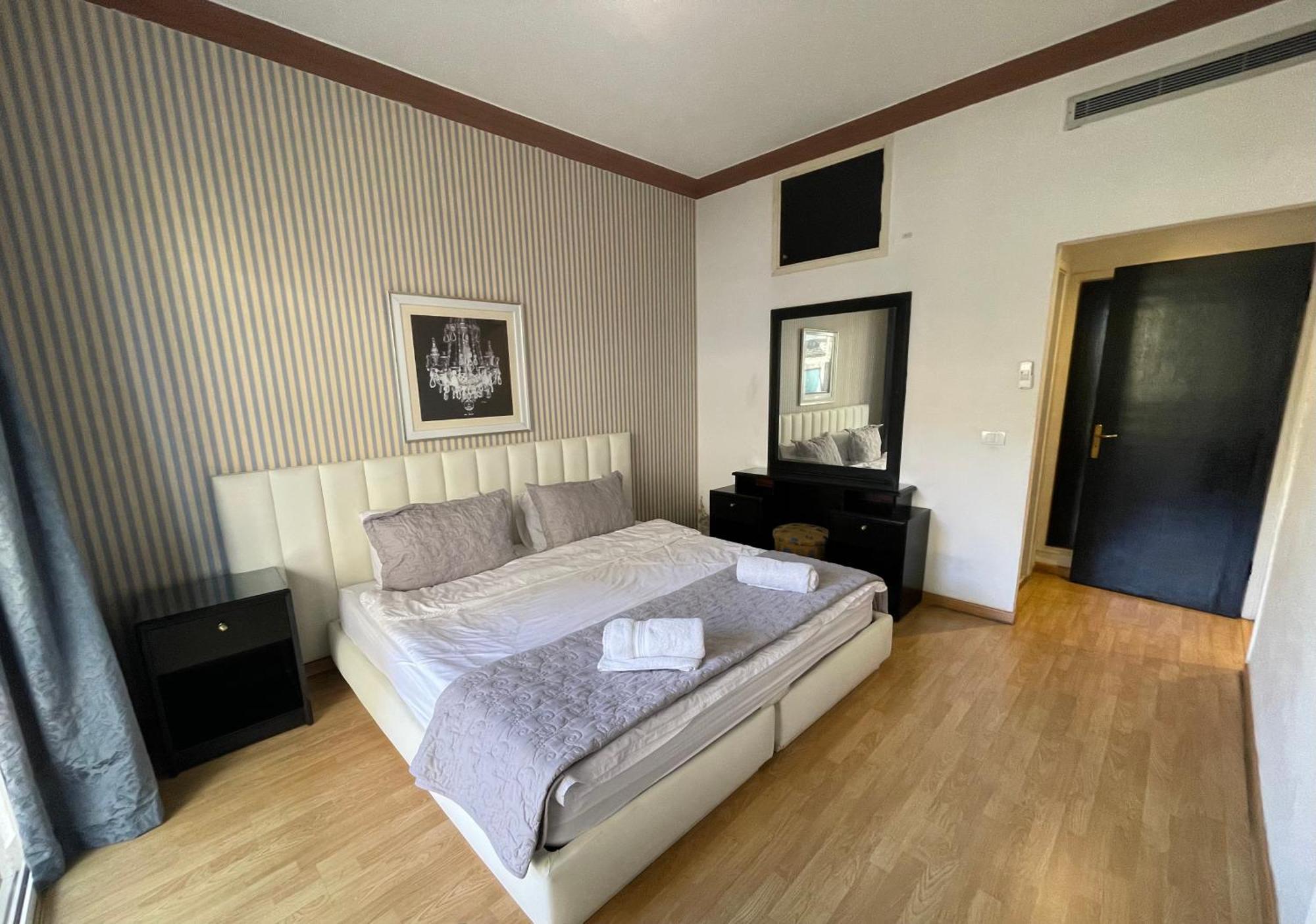 Elegant Suites Бейрут Экстерьер фото
